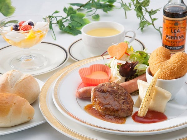 ■【群馬】今日はあなたがお姫様♪ロックハート城で憧れの「プリンセス体験」&ヨーロッパ伝統料理とハンバーグのランチ&ガトーフェスタハラダ工場見学!3